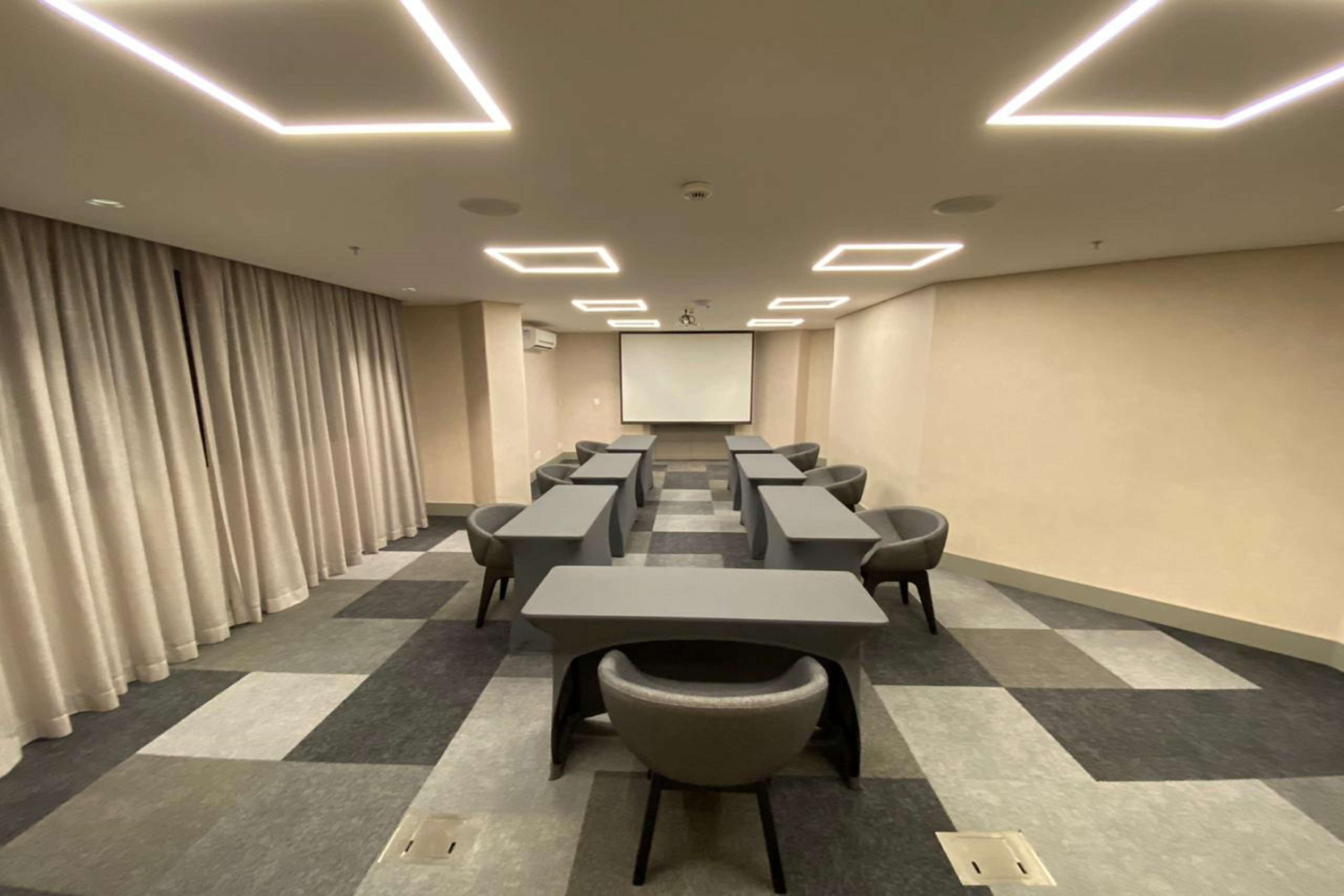 فندق Radisson Oscar Freire ساو باولو المظهر الخارجي الصورة The meeting room