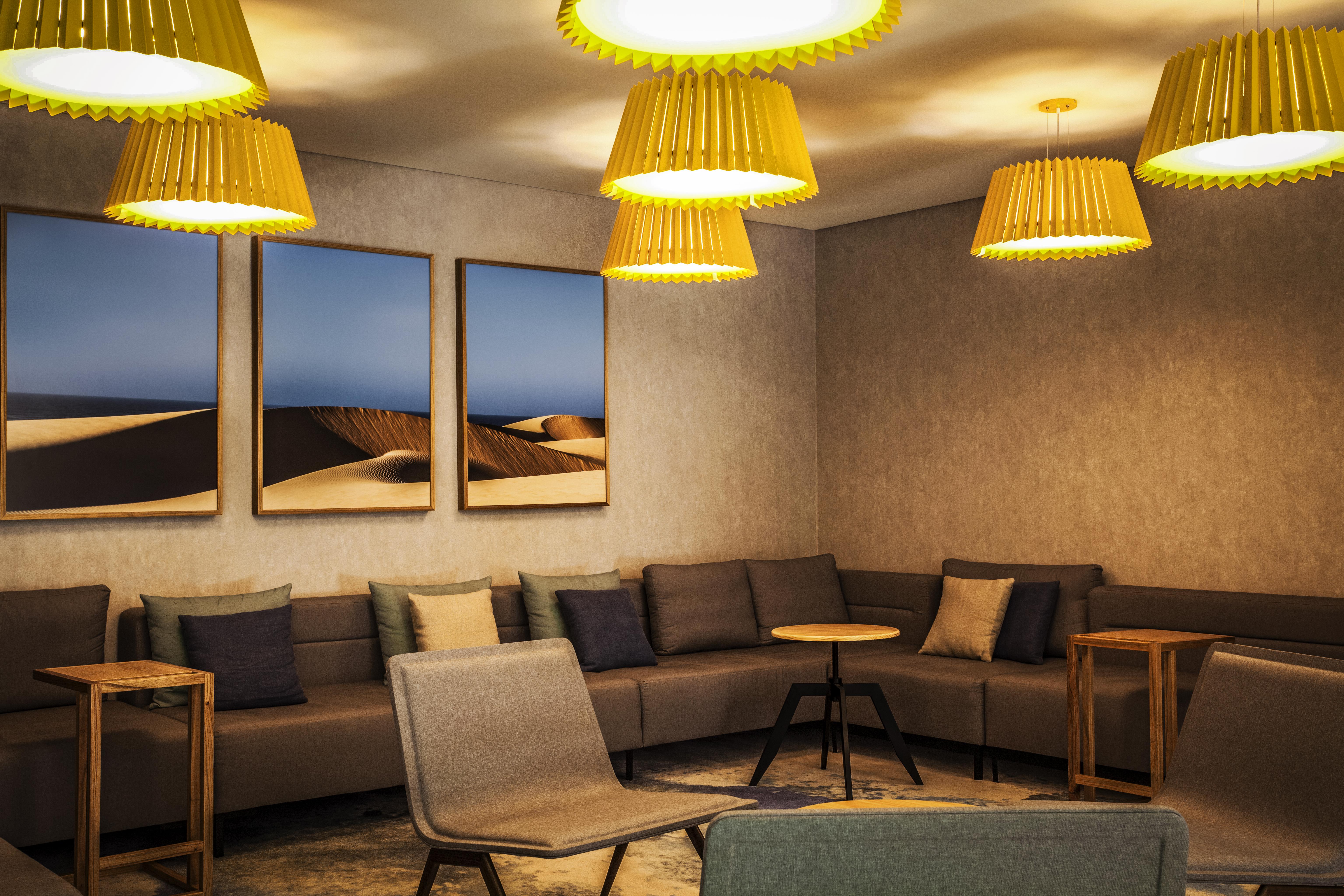 فندق Radisson Oscar Freire ساو باولو المظهر الخارجي الصورة The lounge at the airport